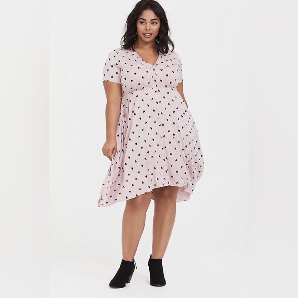 Torrid Thistle Pink Chevron Sharkbite Challis Shirt Dres
